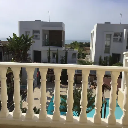 Carolyn Is A Luxury 4-bedroom With Private Pool In