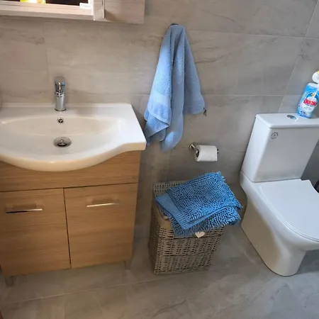 Βίλα Carolyn Is A Luxury 4-bedroom With Private Pool In Αγία Νάπα