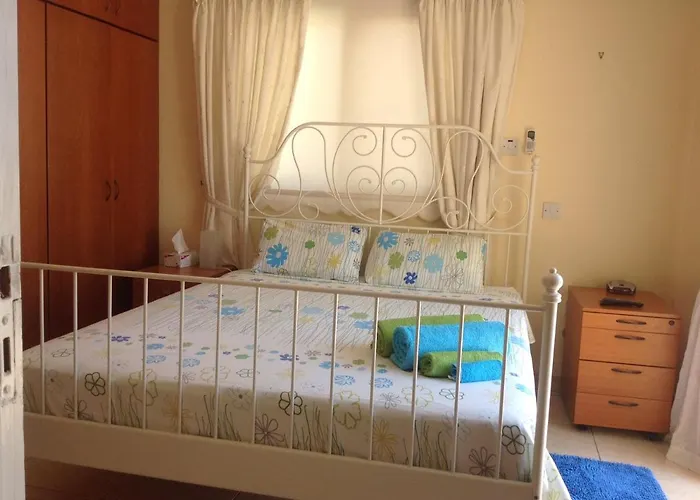 Carolyn Is A Luxury 4-bedroom With Private Pool In *